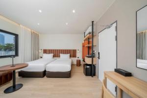 Asoka Hotel at Asoke Makkasan