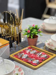 Jac Urban Suites Luxury & Premium Staycation 10pax