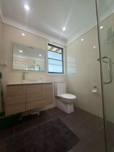 Comfortable Room in Spacious Greenacre Home - GA1