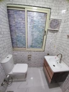 Pyramids of Khufu Hotel