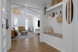 Wine Coast Oasis with Pool and Hot Spa - Port Noarlunga