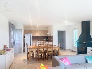 Maisons de vacances Maison spacieuse au coeur des vignes gersoises : photos des chambres