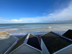 Maisons de vacances Magnifique villa a deux pas de la plage : photos des chambres