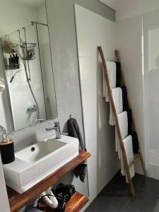 VILLA INBAR - Village house on the river