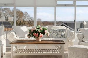 Lovely Summer House With Sea View