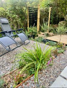 VILLA INBAR - Village house on the river