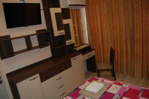 Luxury Apartment Neptune Center