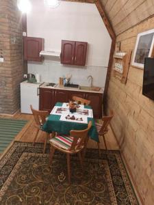 Willa Konradówka - apartamenty Dębowy, Klonowy, Kosówka i Limba