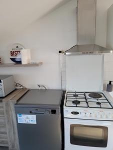 Appartements Appartement T3 60m2 calme : photos des chambres