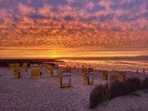 LITTLE SKYSUITE W94 inkl Ebikes Pool Sauna