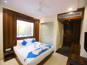 Hotel Sahibs City Star - Near Taj Mahal