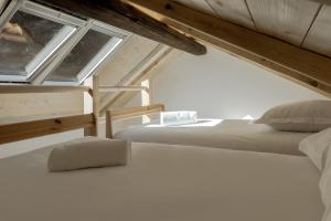 Chalet LOratoire & Mazot - Renovated Historic Chalet - Huge Garden & Separate Cabin for 2