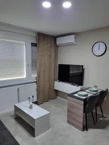 River Studio - 塔塔