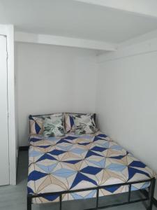 Affordable accommodation near NAIA, MOA and BGC