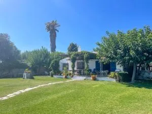 Beachfront Family Villa - Kotróni