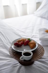 Le Bouquet Luxury Suites Ltd