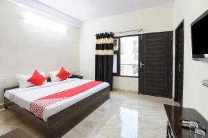 Hotel O Club Residency