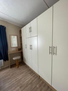 Campings Mobil home au bord de la mer, vue sur la mer camping de la falaise a Equihen-Plage : photos des chambres