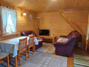 Sinilille suvemaja saunaga