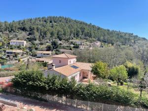 Provençal and Modern Villa ideal for families