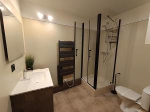 Appartements Appartement avec balcon plein sud, parking et animaux admis - FR-1-445-165 : photos des chambres