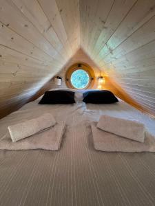 Tentes de luxe Tiny Housse a la campagne : photos des chambres