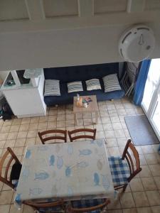 Maisons de vacances Evasion a Meschers Piscine Plage Tennis Famille : photos des chambres