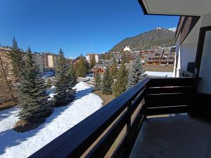 Appartements Studio cosy pour 2, proche pistes et commerces, parking prive inclus - FR-1-445-197 : photos des chambres