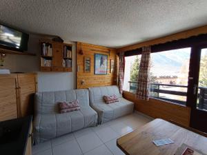 Appartements Studio cosy pour 2, proche pistes et commerces, parking prive inclus - FR-1-445-197 : photos des chambres