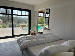 Maisons de vacances Le Jonquet maison 12 pers Sauna Jacuzzi : photos des chambres