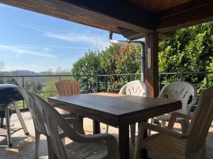 Maisons de vacances Le Jonquet maison 12 pers Sauna Jacuzzi : photos des chambres
