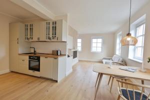 Kleines Piratennest - Am Meer