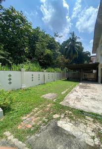 Azak Residence Homestay