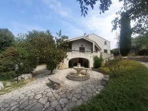 Villa calme - Etage 1 - Laroque