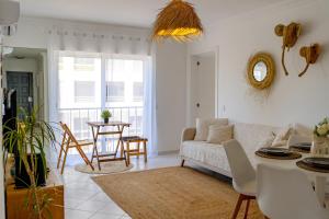 Bright & Stylish 2bedflat 5min Walk to beach in Quarteira Vilamoura