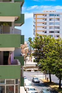 Bright & Stylish 2bedflat 5min Walk to beach in Quarteira Vilamoura