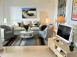 Sueños del sol Banús by Lica Homes