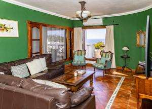 Luxury House Panoramic Sea Views