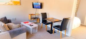 The Blue Door, Main St, Carrigart, F92HC04