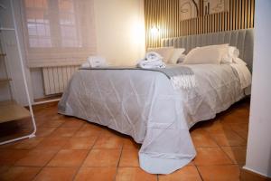 Welcoming Vatican Garden Home - with Hot Hub