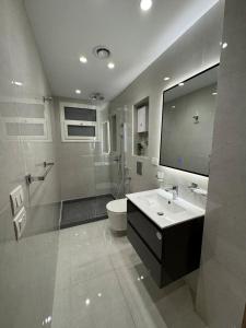 سويت فندقي فاخر 5 نجوم في المهندسين 12a Luxury suite