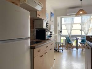 Appartement T1 climatisé avec cuisine équipée, TV, lave-linge, proche centre Balaruc-les-Bains - FR-1-553-258