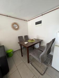 Liliana Apartman és Csónakház