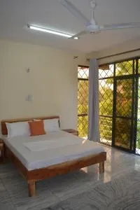 Lulu Homestay - Nyali