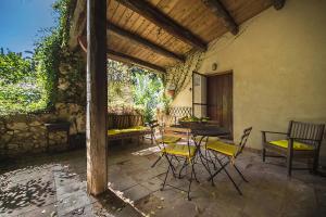 Casa Conigli con piscina condivisa