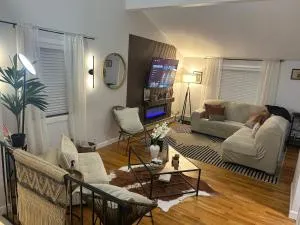 Chic modern bedroom 5 mins from JFK - فار روكواي