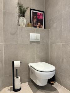 Akacfahome City Center