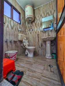 Guest house in srinagar kashmir