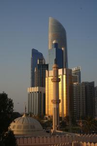 All Villa for rent in Abu Dhabi 7 Rooms near Corniche