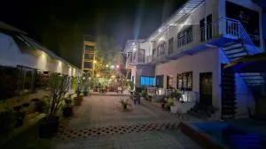 Vajra resorts & campsight - Umberpāda